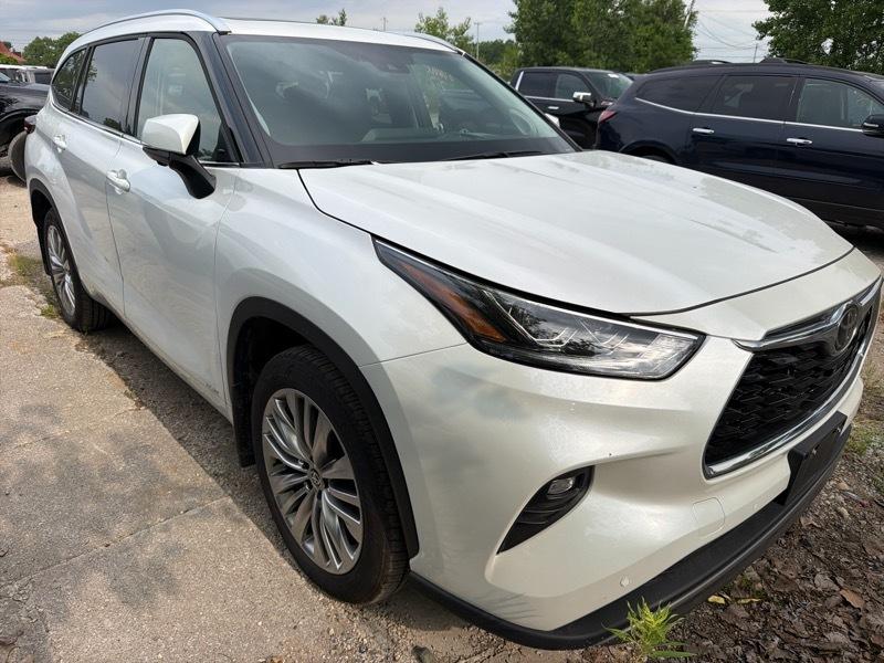 Toyota Highlander Hybrid Platinum AWD 2025