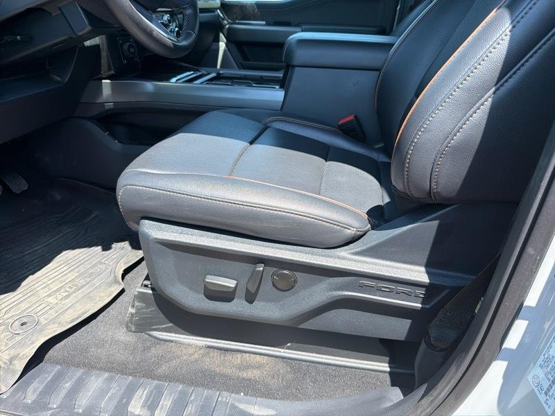 Ford F-250 SD Lariat Crew Cab 4WD 2026