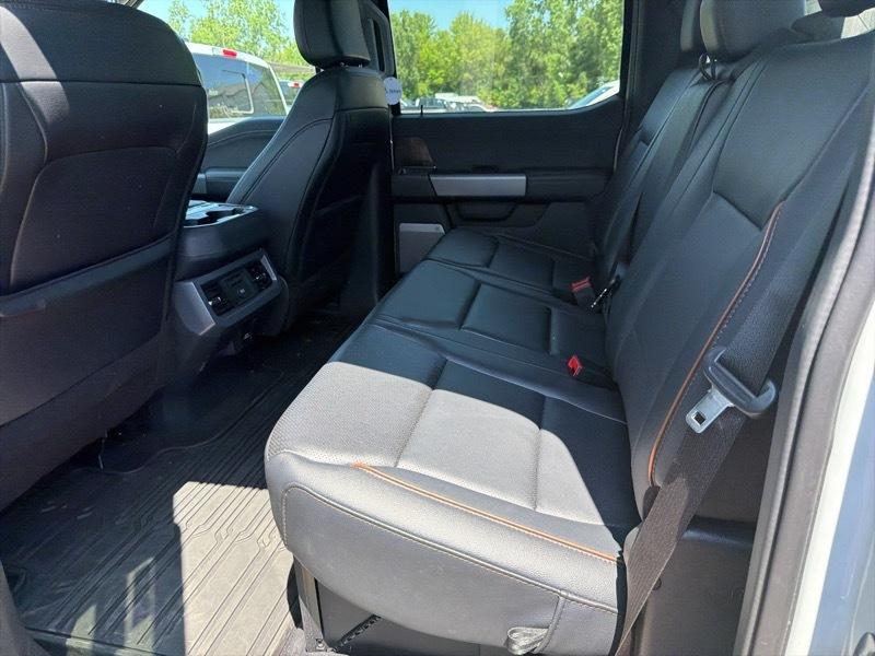 Ford F-250 SD Lariat Crew Cab 4WD 2026