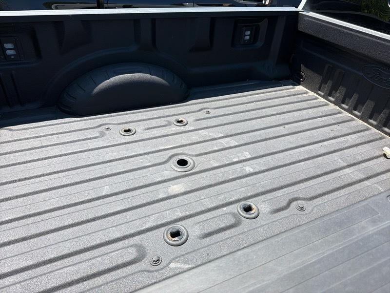 Ford F-250 SD Lariat Crew Cab 4WD 2026