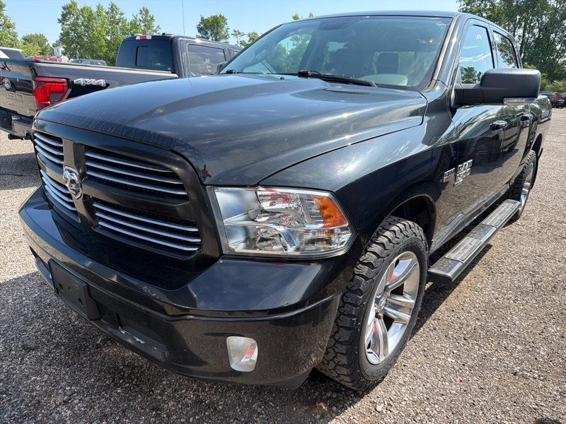 RAM 1500 Classic SLT Crew Cab SWB 4WD 2019