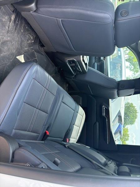 Chevrolet Silverado 1500 High Country Crew Cab 4WD 2024