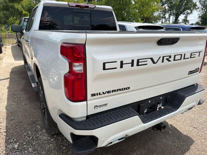 Chevrolet Silverado 1500 High Country Crew Cab 4WD 2024