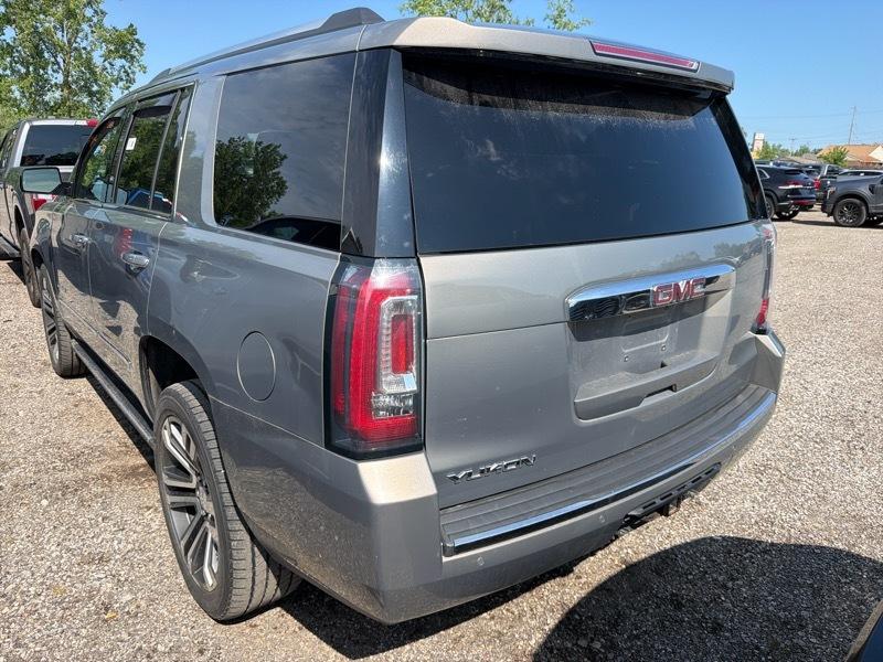 GMC Yukon Denali 4WD 2019
