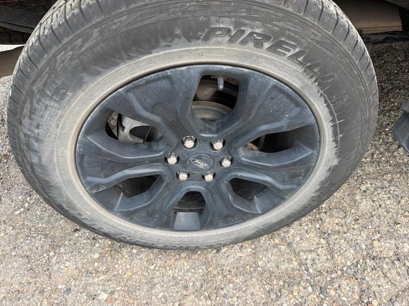 Ford F-150  2023