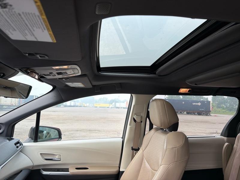 Toyota Sienna Limited 2021