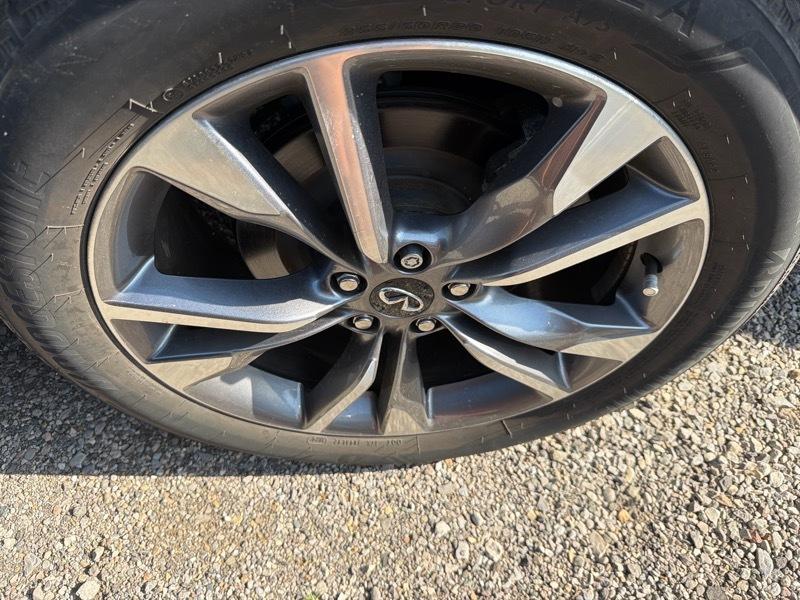 Infiniti QX60 LUXE AWD 2024