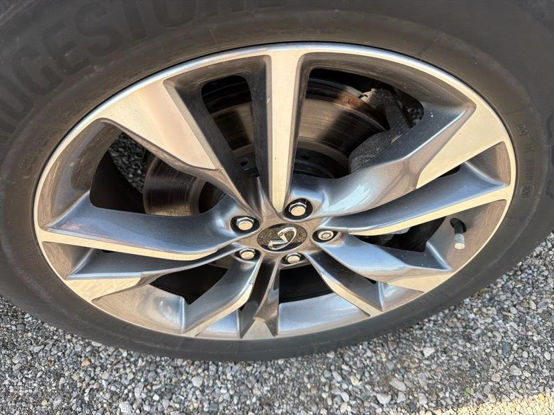 Infiniti QX60 LUXE AWD 2024