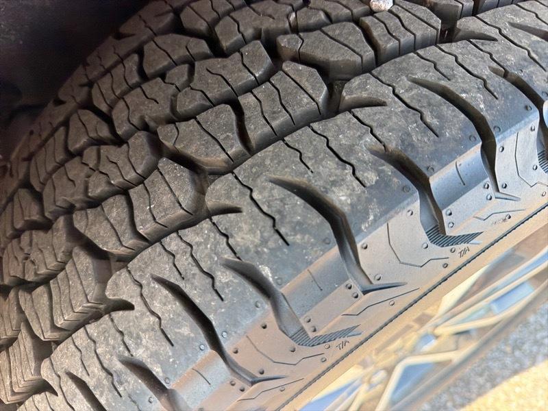 Jeep Grand Cherokee L Overland 4WD 2022