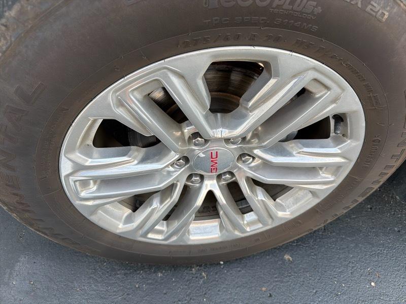 GMC Yukon SLT 4WD 2023