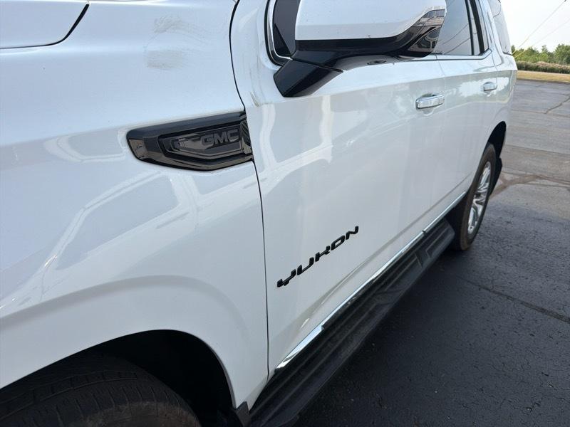 GMC Yukon SLT 4WD 2023
