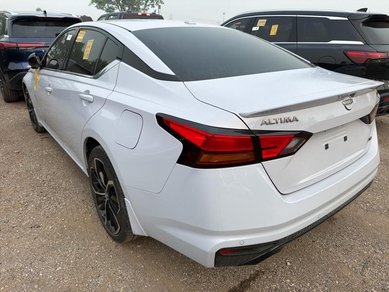 Nissan Altima 2.5 SR AWD 2024