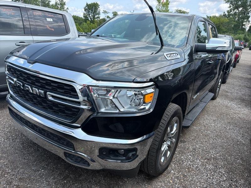 RAM 1500 Big Horn Crew Cab SWB 4WD 2022