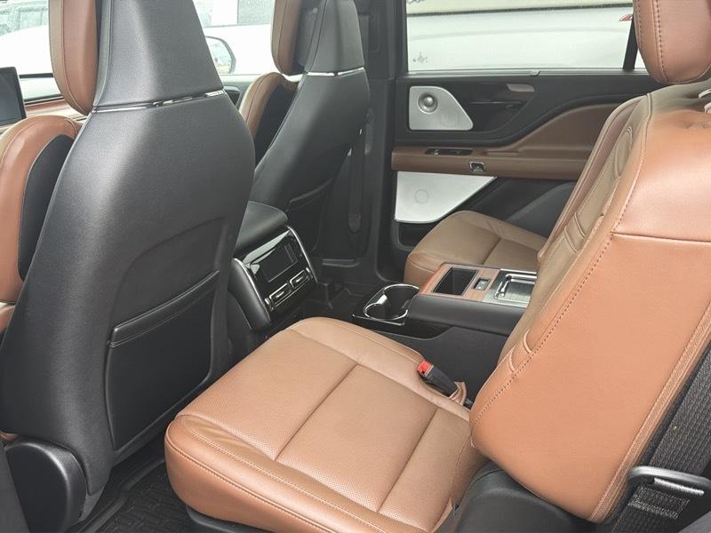 Lincoln Aviator  2024