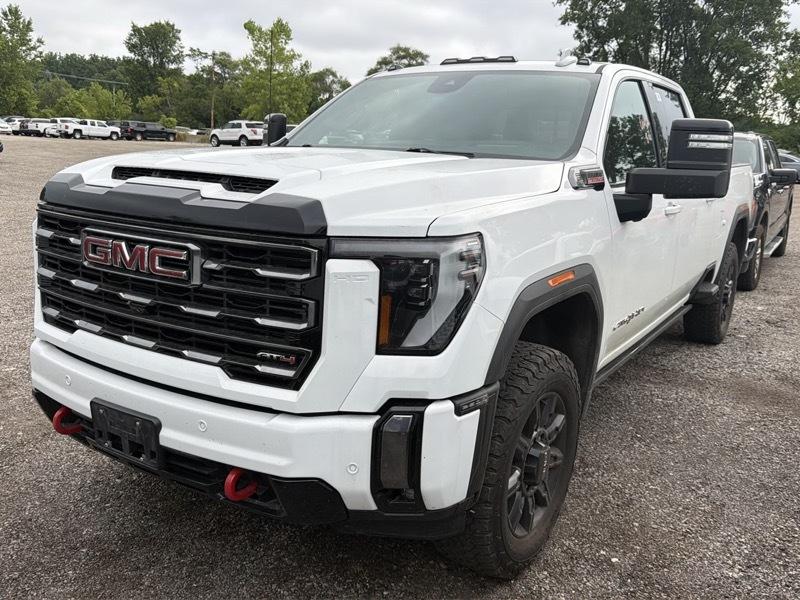 GMC Sierra 2500HD AT4 Crew Cab 4WD 2024