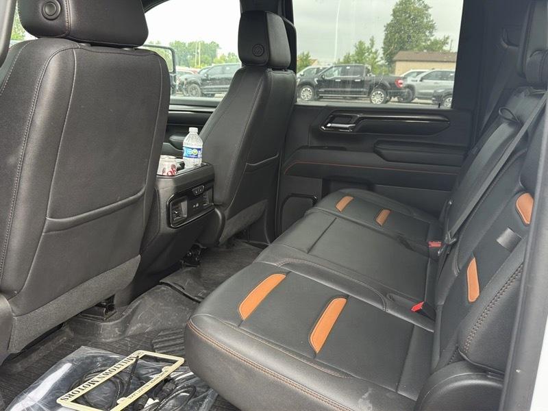 GMC Sierra 2500HD AT4 Crew Cab 4WD 2024