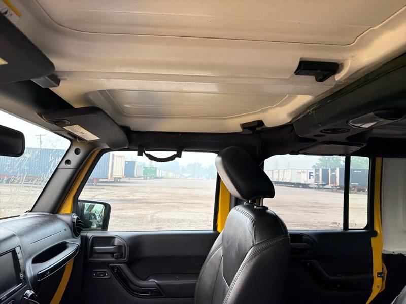Jeep Wrangler Unlimited Sahara 4WD 2015
