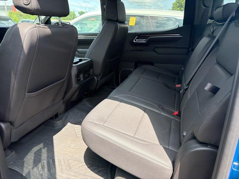 Chevrolet Silverado 1500 RST Crew Cab 4WD 2023