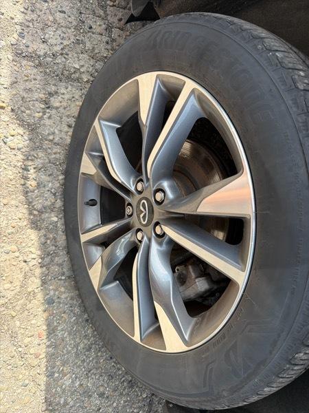 Infiniti QX60 LUXE AWD 2024