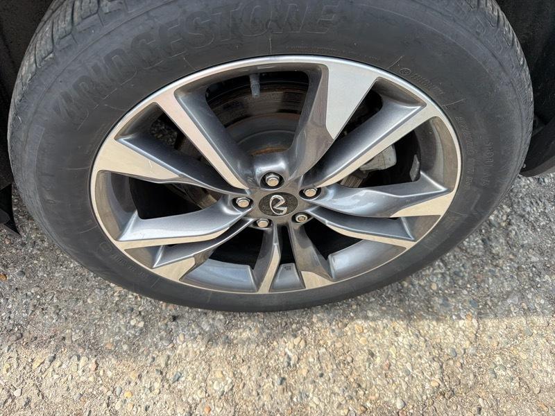 Infiniti QX60 LUXE AWD 2024