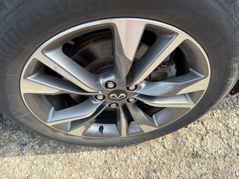 Infiniti QX60 LUXE AWD 2024