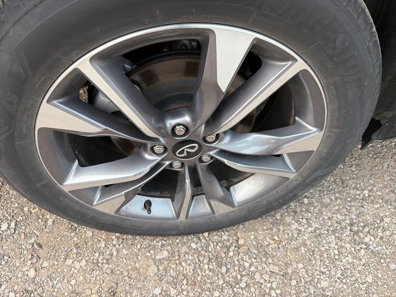 Infiniti QX60 LUXE AWD 2024