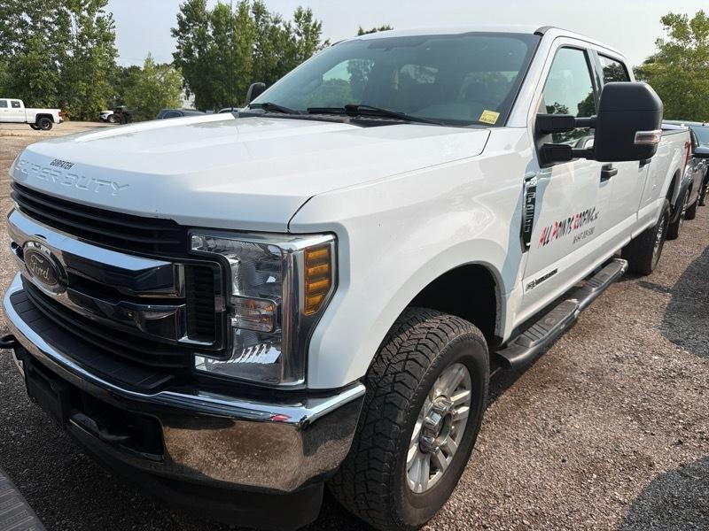 Ford F-250 SD XLT Crew Cab 4WD 2019