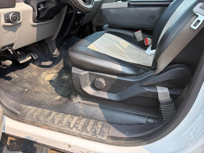 Ford F-250 SD XLT Crew Cab 4WD 2019