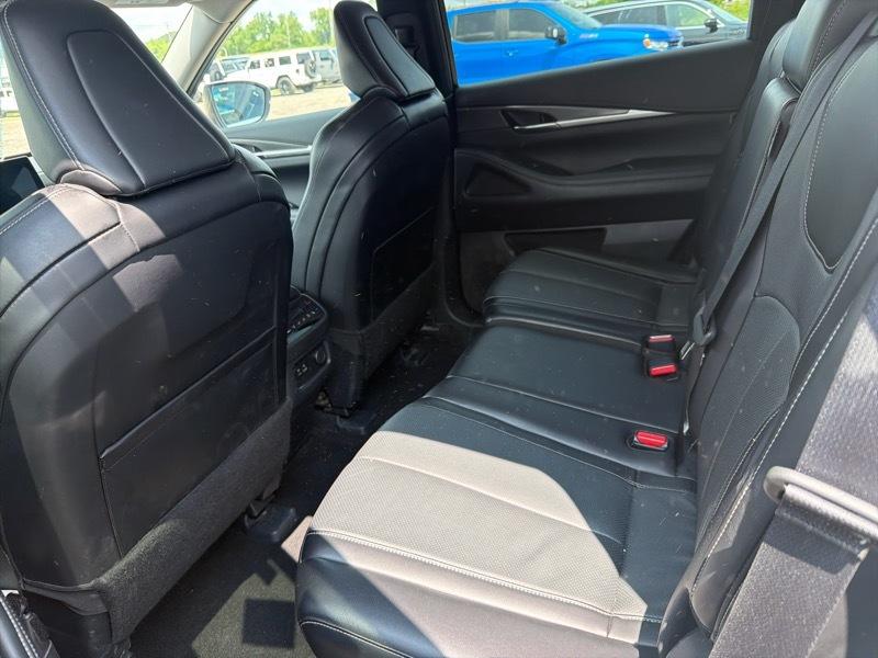 Infiniti QX60 LUXE AWD 2024