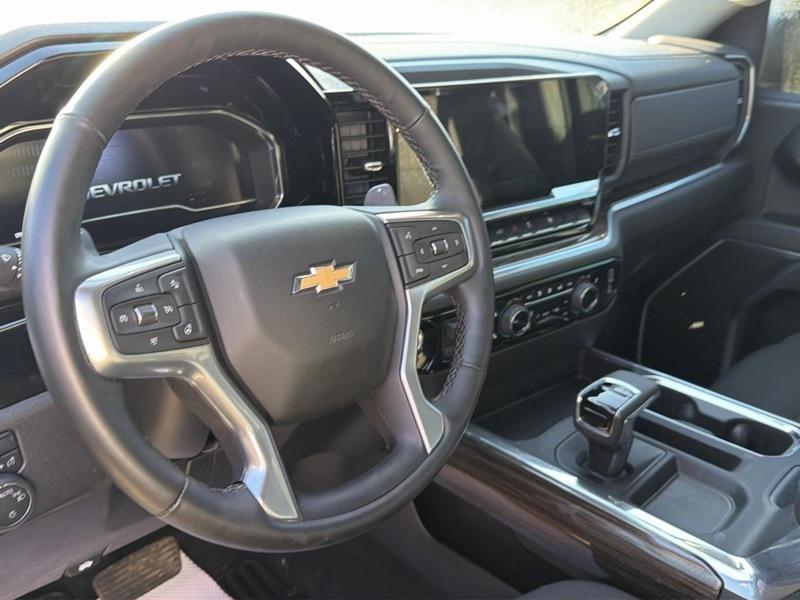 Chevrolet Silverado 1500 LT Double Cab 4WD 2025