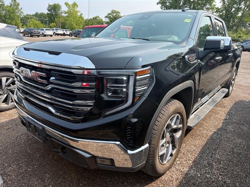 GMC Sierra 1500 SLT Crew Cab 4WD 2022