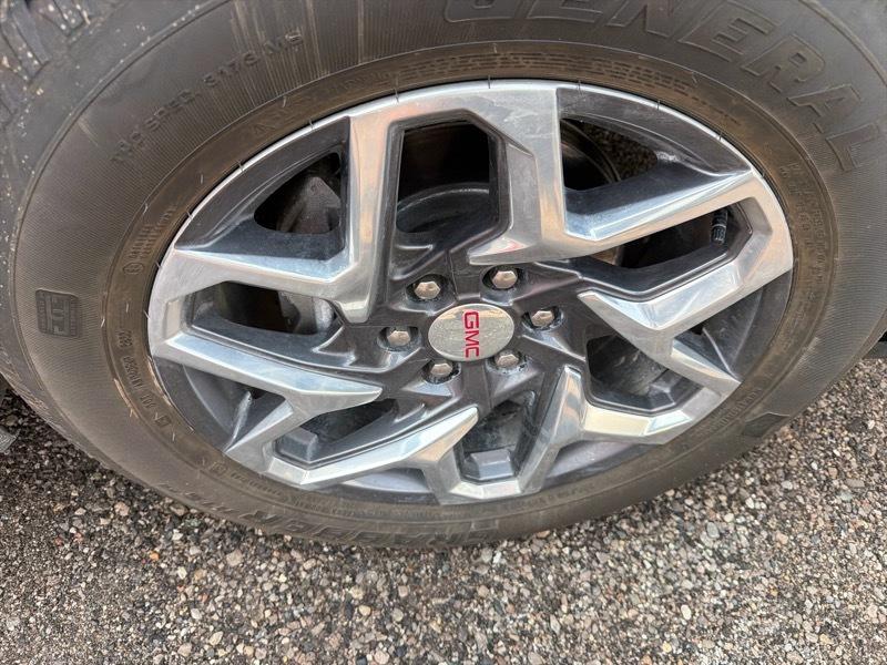GMC Sierra 1500 SLT Crew Cab 4WD 2022