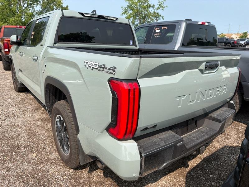Toyota Tundra SR5 CrewMax 4WD 2026