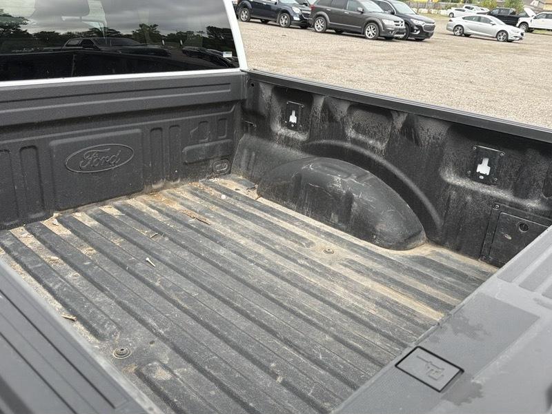 Ford F-150 STX SuperCrew 4WD 2024