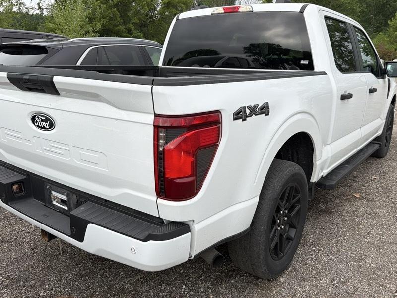 Ford F-150 STX SuperCrew 4WD 2024