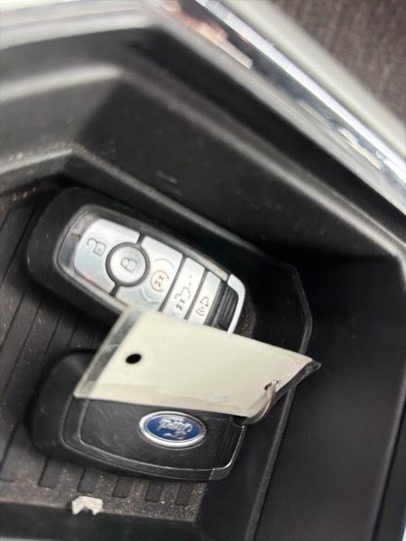 Ford F-250 SD Lariat Crew Cab 4WD 2020