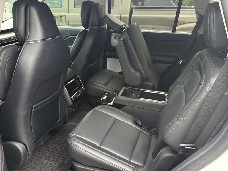 Lincoln Aviator Reserve AWD 2025