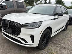 2025 Lincoln Aviator 