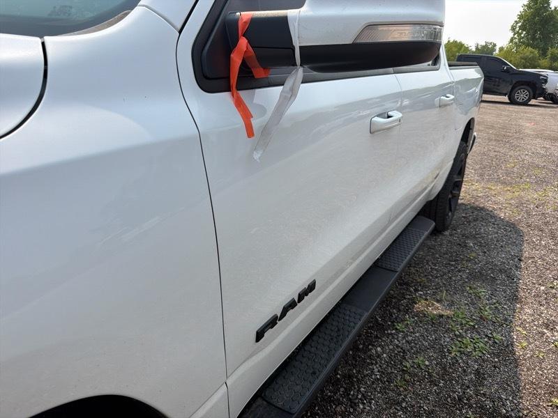 RAM 1500 Sport Crew Cab SB 4WD 2022