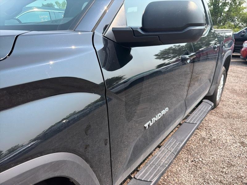 Toyota Tundra SR5 CrewMax 4WD 2025