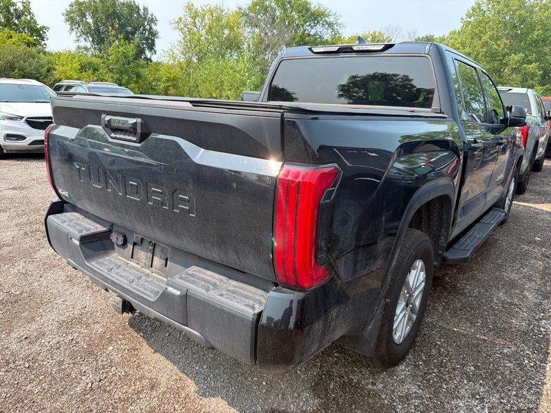 Toyota Tundra SR5 CrewMax 4WD 2025