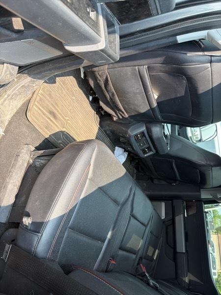 Ford F-250 SD Lariat Crew Cab 4WD 2024
