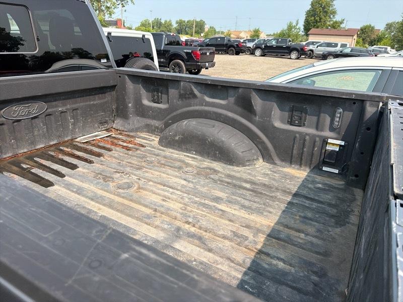 Ford F-250 SD Lariat Crew Cab 4WD 2024