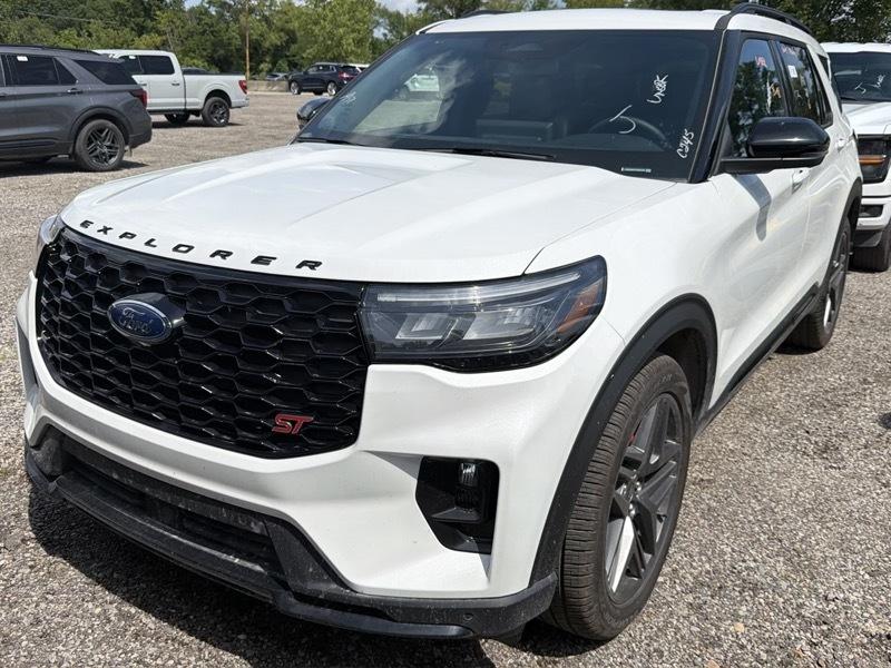 2026 Ford Explorer ST 400A AWD