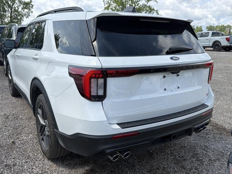 Ford Explorer  2026