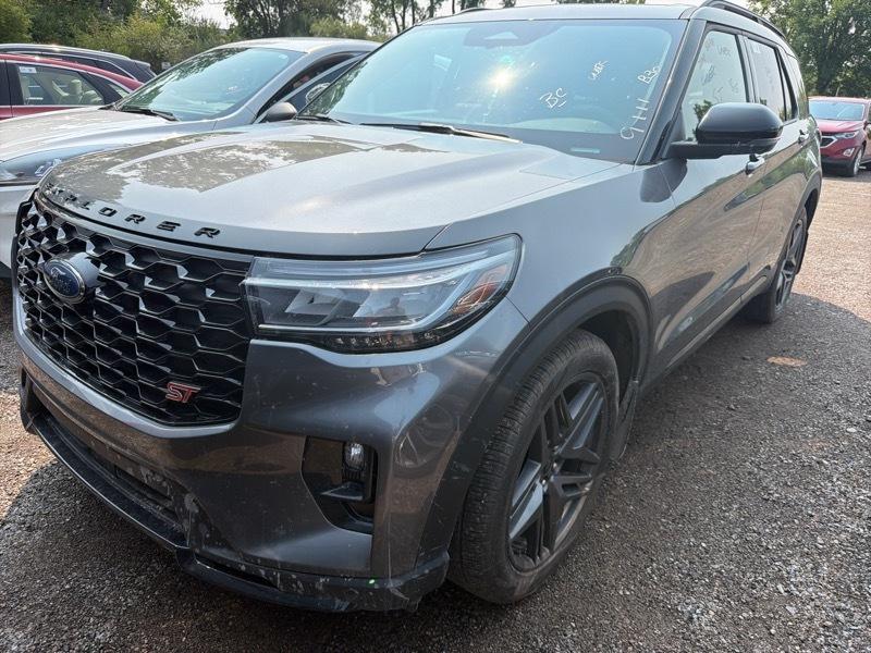 Ford Explorer  2025