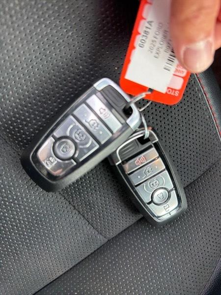Ford Explorer  2025