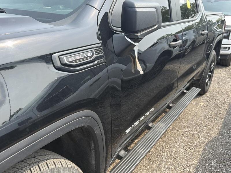 GMC Sierra 1500 Pro Crew Cab Short Box 4WD 2024