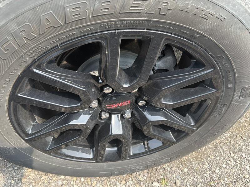 GMC Sierra 1500 Pro Crew Cab Short Box 4WD 2024
