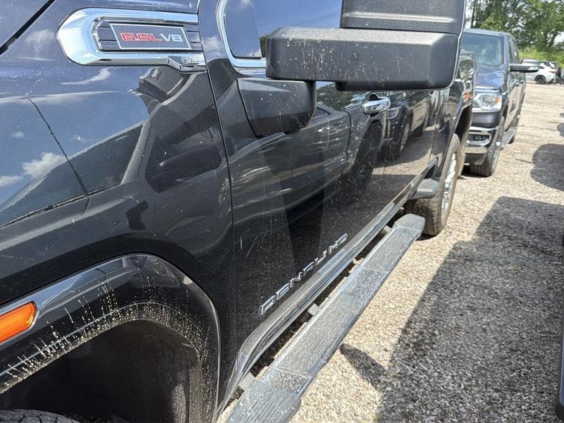 GMC Sierra 2500HD Denali Crew Cab 4WD SB 2023